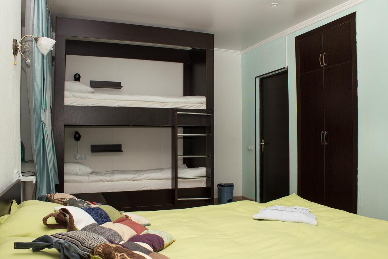 Nicehostel Алма Ата Екстериор снимка