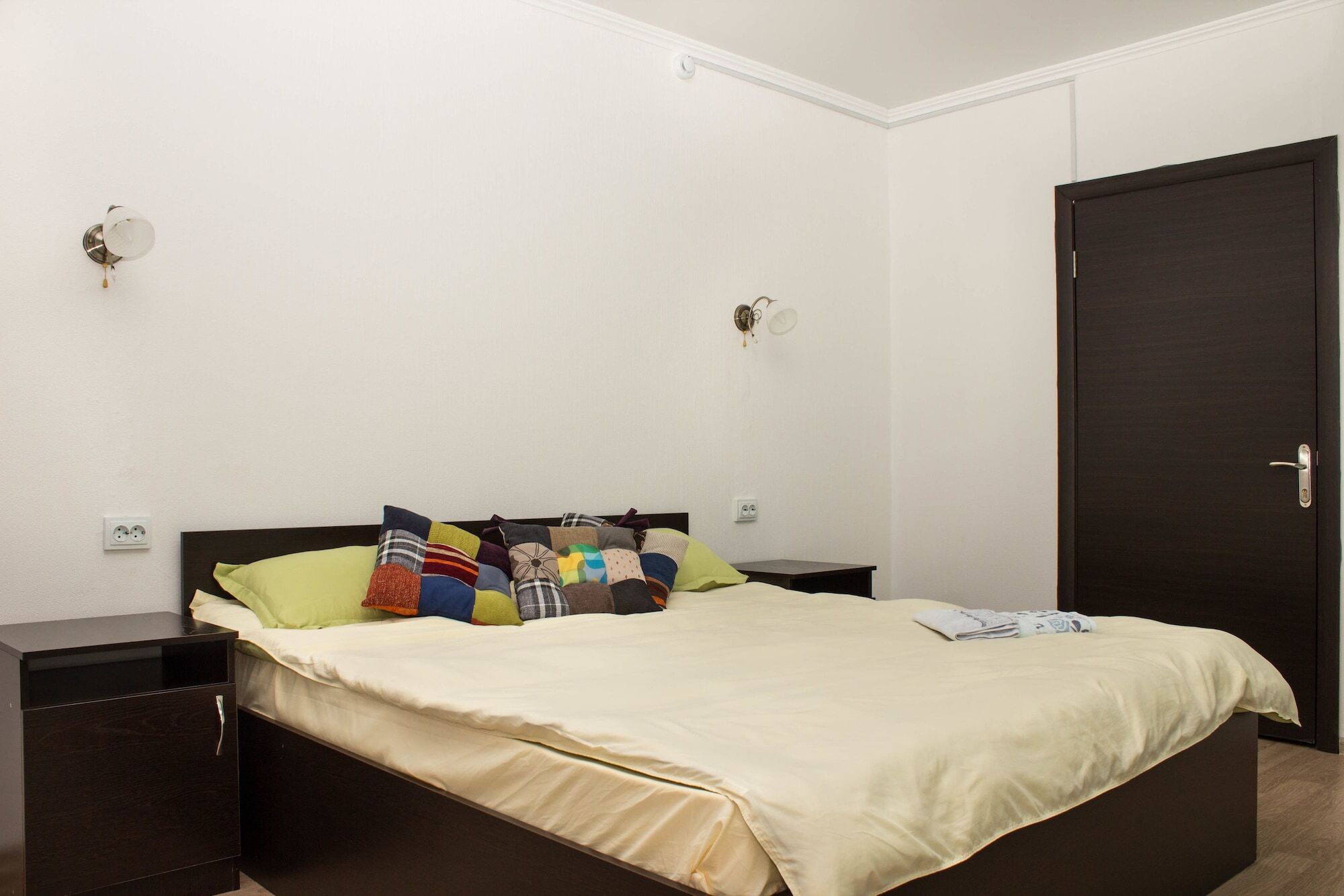 Nicehostel Алма Ата Екстериор снимка